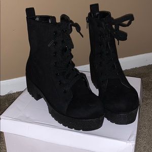 Combat boot 🖤